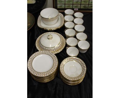 Davenport Staffordshire porcelain part tea service, floral and gilt decorated, consisting of twelve side plates, eleven sauce