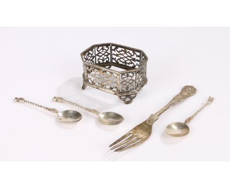 Victorian silver salt frame, silver fork, three silver teaspoons, 4.8oz (5)