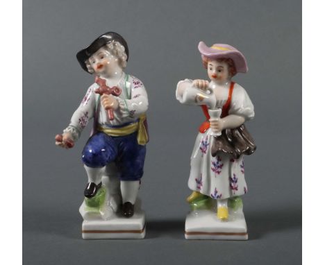 "Winzerpaar"Herzoglich Aechte Porcelain Fabrique, Ludwigsburg, 1758-93, glasiertes Porzellan, mit filigraner, polychromer Bem