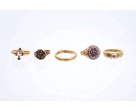 Gold (15ct) signet ring, two antique gem set dress rings, gold (18ct) wedding ring and one other yellow metal ring (5) CONDIT