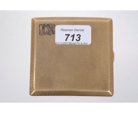 Gold (9ct) cigarette case with engine-turned decoration (Birmingham 1927) CONDITION REPORT Total gross weight approximately 1