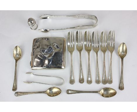A set of six George V silver cake forks, maker Emile Viner, Sheffield, 1931, together with a set of four silver coffee spoons