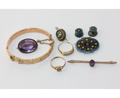 A diamond five stone ring in 18ct gold, an amethyst bar brooch; a gold bangle and other items