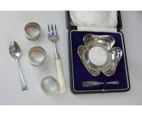 A George V silver pickle fork with pierced decoration, ivory handle, maker James Deakins and Sons, Sheffield 1916, together w