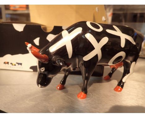 Cow Parade ceramic boxed cow