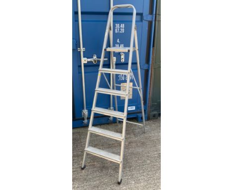 Five Tread Folding Aluminium Step Ladder 