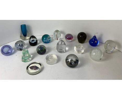Collection of Paperweights to Include Caithness 