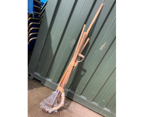 Garden Tools 
