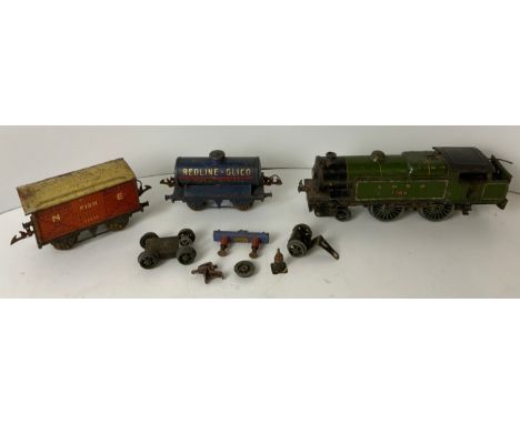 Hornby 0 Gauge No2 20v LNER Tank 1784 with Fish Wagon and Redline Glico Super Power Tanker and Track, 2x Transformers and Bui
