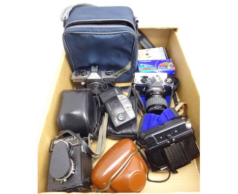 Pentax ME Super 35mm camera, Polaroid 170BV 35mm camera Vivitar ICI01 camera Canon Sure Shot AF-7 35mm, Praktika MTL50 35mm c