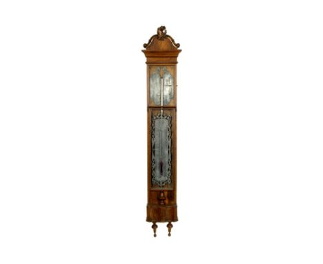 18th Cent. Dutch barometer with its case in rose-wood and its work signed Rosselli - Amsterdam and dated 1782 || Achttiende e