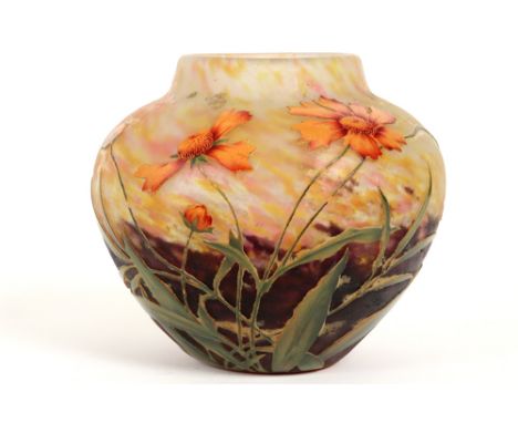 Daum Nancy France marked Antonin Daum Art Nouveau design vase in pâte de verre with a floral decor || DAUM ANTONIN (1864 - 19