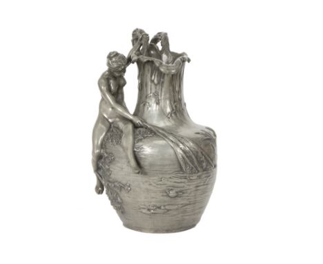 quite big French Art Nouveau pitcher in pewter - signed Alexandre Vibert || VIBERT ALEXANDRE (1847 - 1909) vrij grote Art Nou