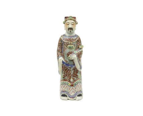 antique Chinese "Emperor" sculpture in marked and polychromed porcelain || Antieke Chinese sculptuur in gemerkt en gepolychro