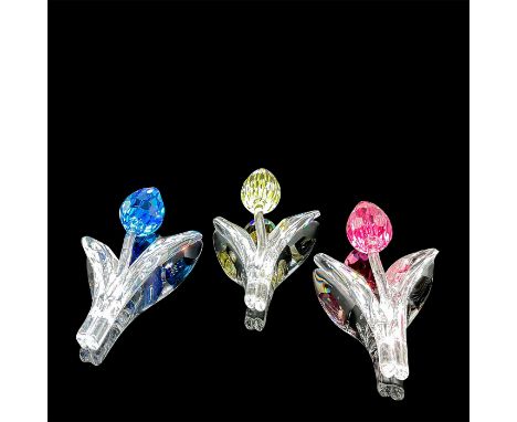 Lead crystal stunning blue, red, and yellow tulips with clear faceted crystal leaves and stems were given to renewing SCS mem