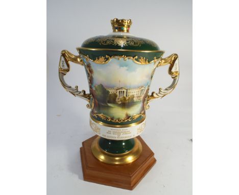 Large Aynsley Limited Edition Royal Commemorative twin handled vase and cover commemorating the Silver Jubilee of HM Queen El