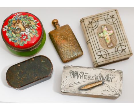 Collection of trinket boxes to include lacquer snuff box, pen nib box, tiger decorated enamel box and a Victorian scent flask