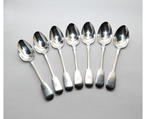 7 matching silver dessert spoons, London 1840.  12oz troy 