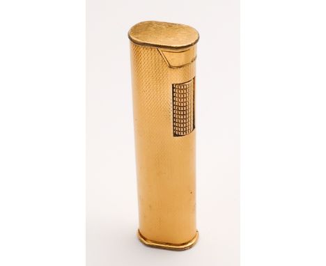 Dunhill gold plated lighter with fine engine turned decoration, 