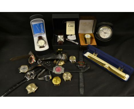 Watches - a genteman's Lorus Sports wristwatch, boxed; a lady's Geeta watch, integral bracelet link strap, boxed; digital wat