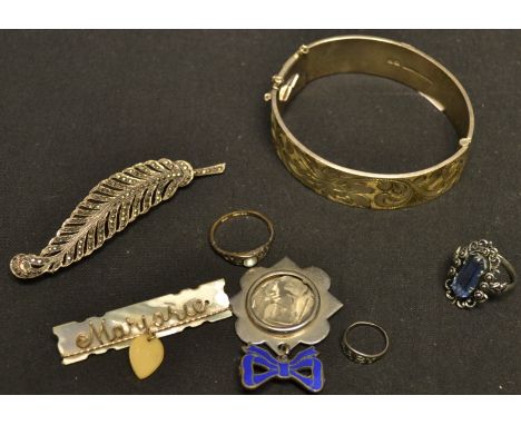 Jewellery - a silver bangle; a marcasite brooch; rings; etc