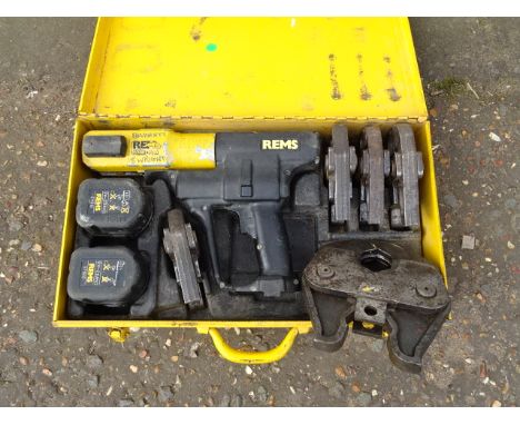 REMS cordless pressing tool in case with 5 press tongs and 2 batteries (untested as no charger)&nbsp;