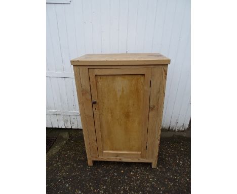 Vintage pine cupboard H104cm W71cm D42cm approx&nbsp;