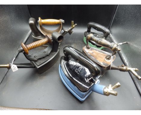 5 John Wright &amp; Co Ltd assorted gas irons to incl one marked Birmingham, Mirror and 2x Flow No.375 in blue and green enam