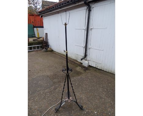 Wrought iron adjustable floor lamp (no plug)&nbsp;