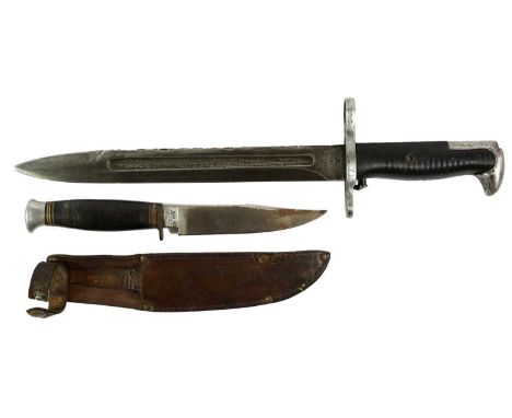 A Second World War US Garand M1 Bayonet by PAL, the 25cm fulllered steel blade stamped PAL within an oval over US centred by 