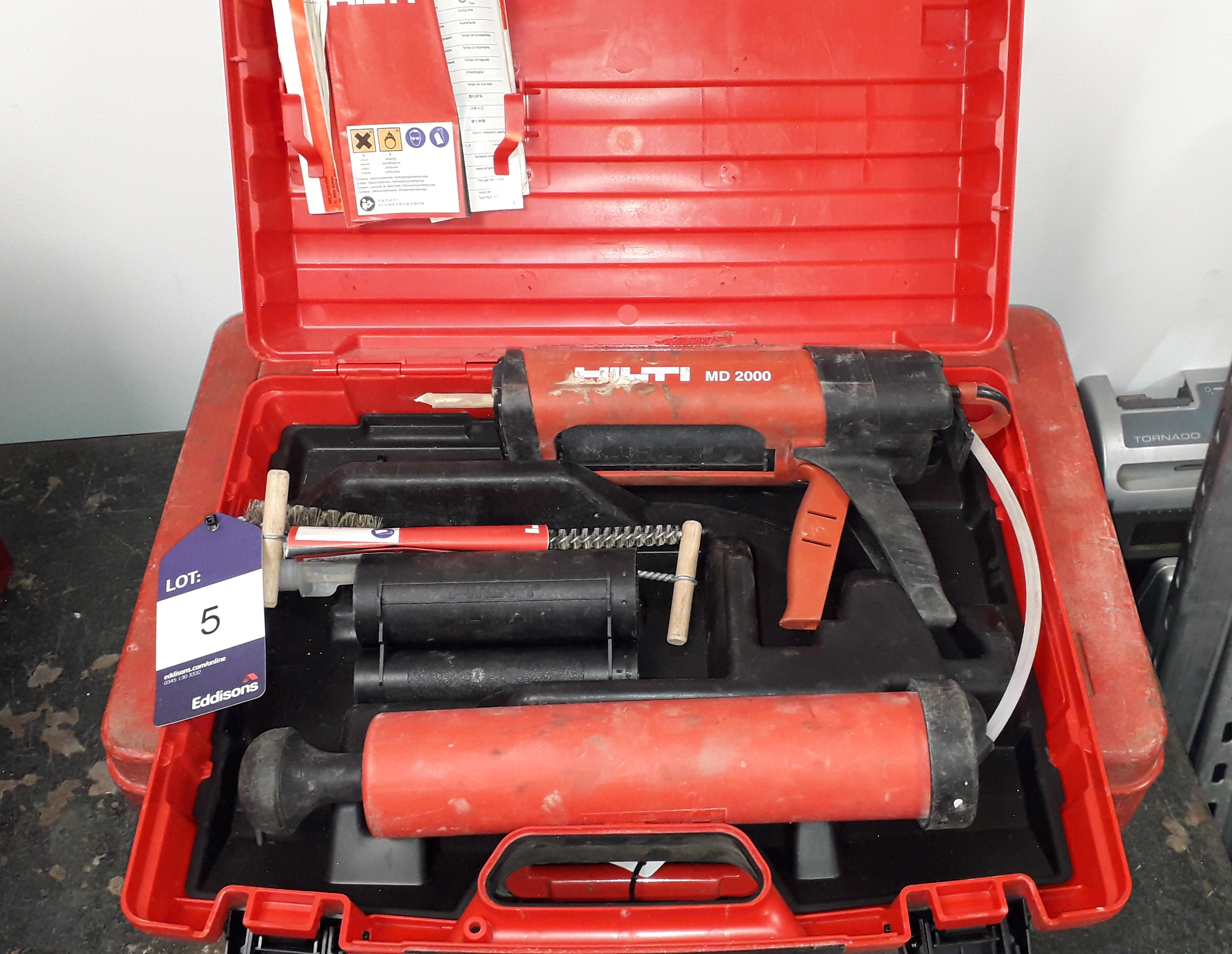 Hilti MD2000 Manual Adhesive Dispenser Epoxy Gun