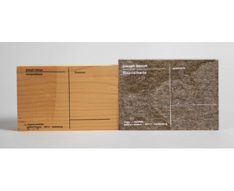 Joseph Beuys, Filz- und Holzpostkartezwei Multiples, von der Edition Staeck in Heidelberg herausgegeben im Jahr 1985, Siebdru