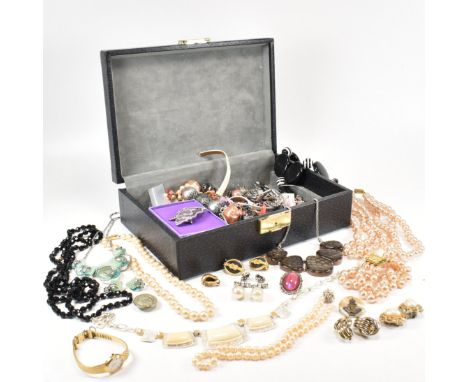 A collection of vintage costume jewellery. The collection to include two vintage costume jewellery chokers necklaces and a go