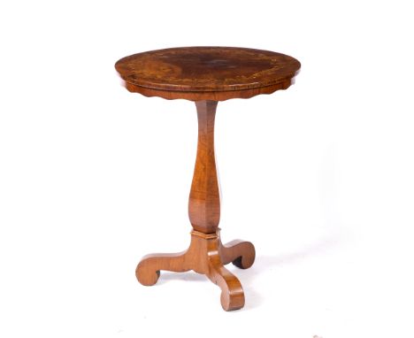 A VICTORIAN WALNUT AND FLORAL MARQUETRY CIRCULAR LAMP TABLE with trailing vine decoration on tapering baluster column and tri