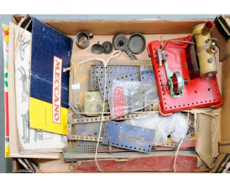 A COLLECTION OF MECCANO AND A LIVE STEAM STATIONARY ENGINE