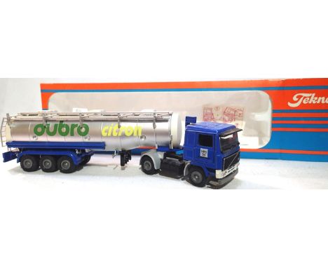 Tekno Big Trucks, Volvo F12 with tanker, Dubro Citron, excellent condition, slight wear to box. P&amp;P Group 1 (£14+VAT for 