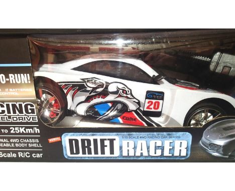 N.Q.D 1/10 scale Drift Racer, radio control, white no 20 in very good condition/boxed. P&amp;P Group 1 (£14+VAT for the first