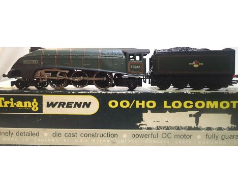 OO scale Wrenn, Mallard, 60022, Green, Late Crest in fair condition, badly repainted tender. P&amp;P Group 1 (£14+VAT for the