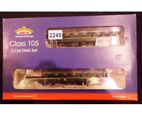 OO scale Bachmann 31-326 class 105, two car D.M.U Green, Yellow ends, destination for Manning Tree and Harwich, wrong box, bo