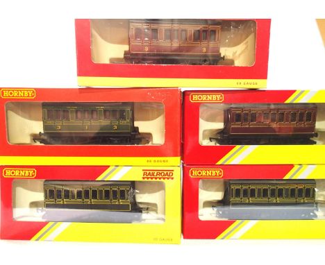 OO scale, 5x Hornby 4 wheel type coaches, excellent condition, slight wear to boxes. P&amp;P Group 1 (£14+VAT for the first l