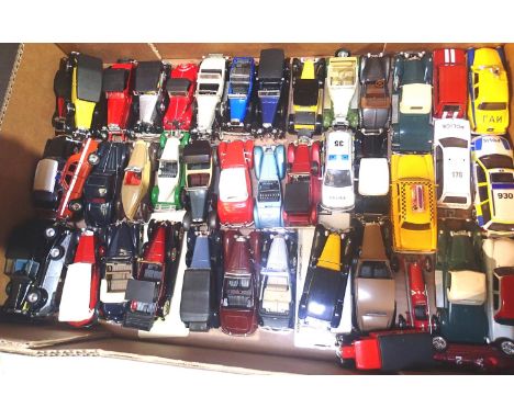 Selection of approximately 40 diecast vehicles, various makes and types, mostly in good - unboxed condition. P&amp;P Group 2 