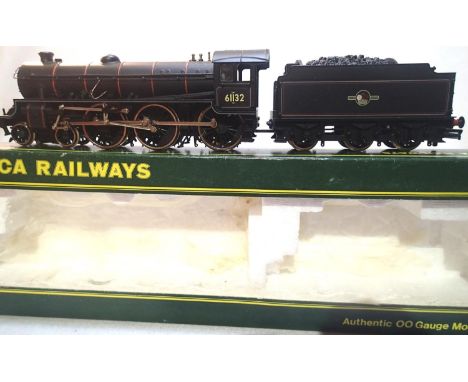 OO scale Bachmann/Replica class B1, Black, 61132, Late Crest in excellent condition, box is poor. P&amp;P Group 1 (£14+VAT fo