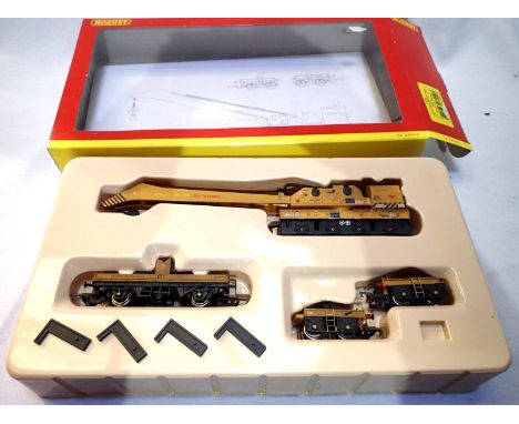 OO gauge Hornby R6204, 75 tonne breakdown crane, yellow, weathered in near mint condition, storage wear to box. P&amp;P Group