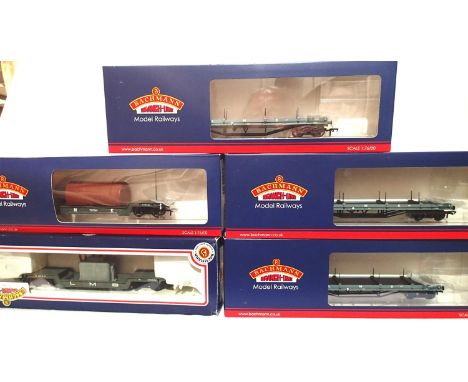 OO scale, Bachmann, 5x bogie wagons, 38-857A bogie bolster LMS grey 3x, 33-878 bogie well with transformer LMS, 33-879 bogie 