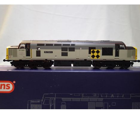 OO scale Vi Trains 2071, class 37, Glo Cymru, 37800, Grey in near mint condition, box with storage wear. P&amp;P Group 1 (£14