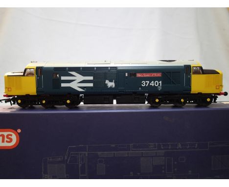 Vi Trains 2021, class 37, Mary Queen of Scots, blue (Scottie Dog) 37401, in very good condition, missing one buffer and some 