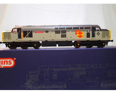 OO scale Vi Trains 2014, class 37, Glendarroch 37403, Grey in excellent to near mint condition, box has storage wear. P&amp;P