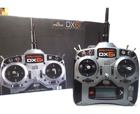 Spektrum DX6i, 6 channel 2.4GHZ, D.S.M transmitter. P&amp;P Group 1 (£14+VAT for the first lot and £1+VAT for subsequent lots