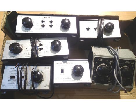 Model railway controllers by H&amp;M, duette x2, clipper x2, multipack x1, mostly in good - used condition. P&amp;P Group 3 (