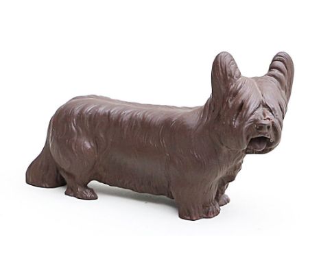 Oehme, Erich (1889 Berthelsdorf - Meißen 1970)  Skulptur "Scotch-Terrier". Böttgersteinzeug. Form-Nr. Q236. Entwurf von 1937 
